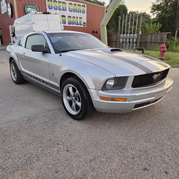 2009 Ford S197 Mustang - Image 2 of 13