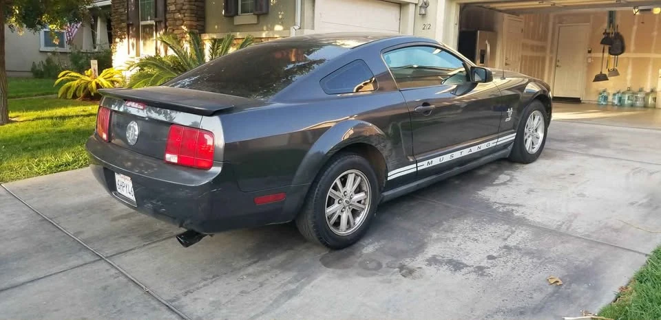 2009 Ford S197 Mustang - Image 7 of 15