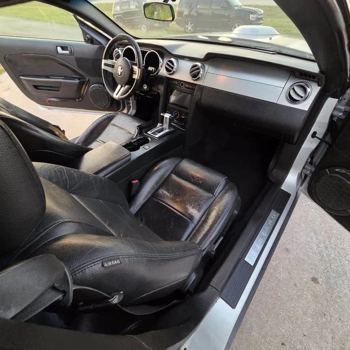 2009 Ford S197 Mustang - Image 6 of 13