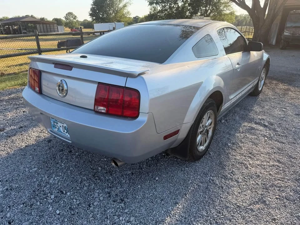 2009 Ford S197 Mustang - Image 4 of 15
