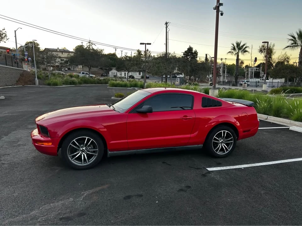 2009 Ford S197 Mustang - Image 7 of 13