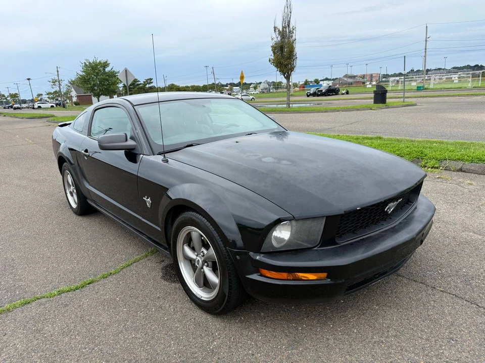 2009 Ford S197 Mustang - Image 15 of 24
