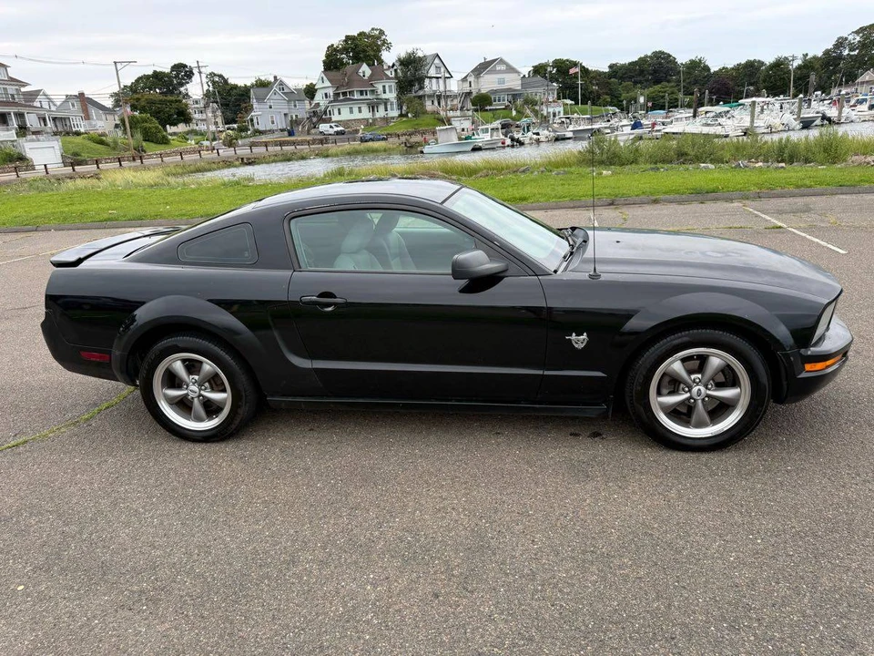 2009 Ford S197 Mustang - Image 4 of 24