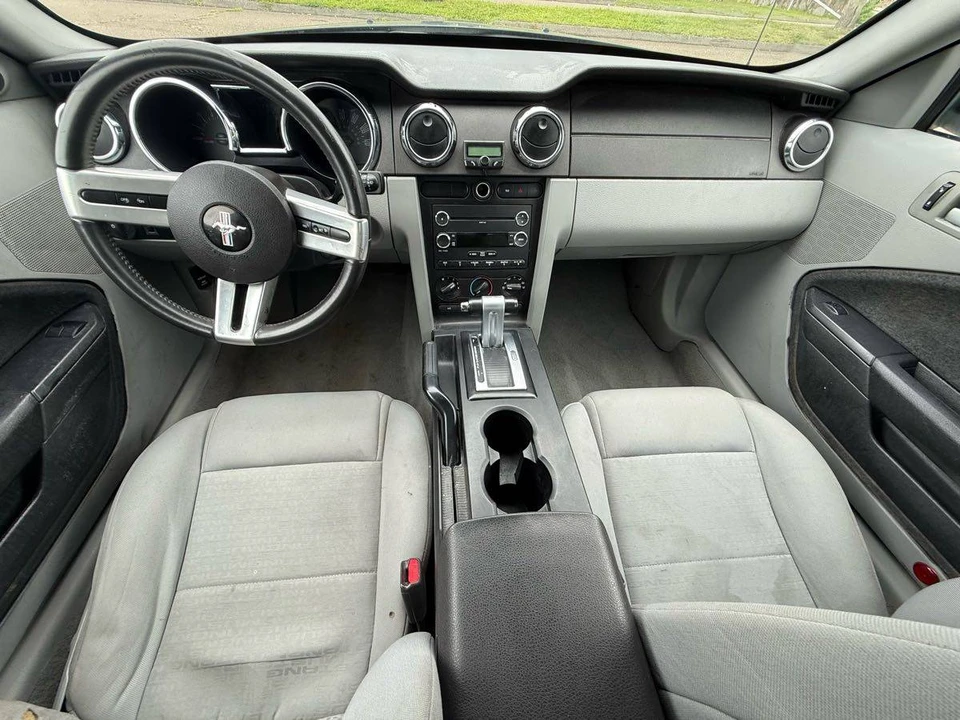 2009 Ford S197 Mustang - Image 9 of 24
