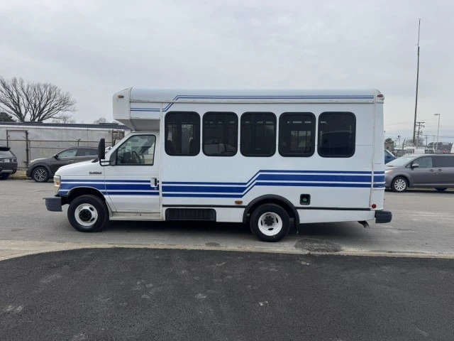 2009 Ford Econoline Van - Image 6 of 17