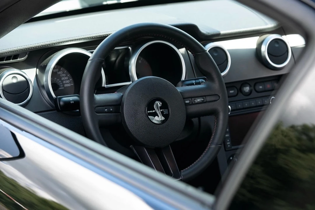 2009 Ford S197 Mustang - Image 5 of 31