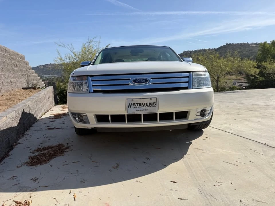 2009 Ford Taurus 5th Gen - Image 3 of 20