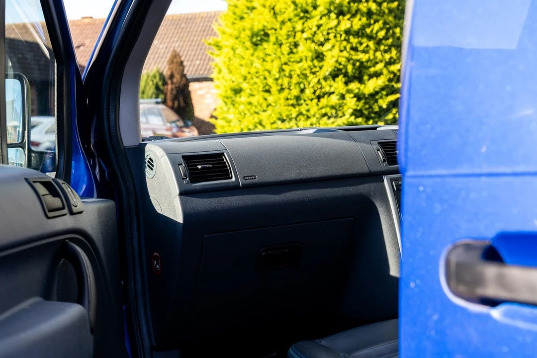 2009 Ford Transit Connect - Image 25 of 30
