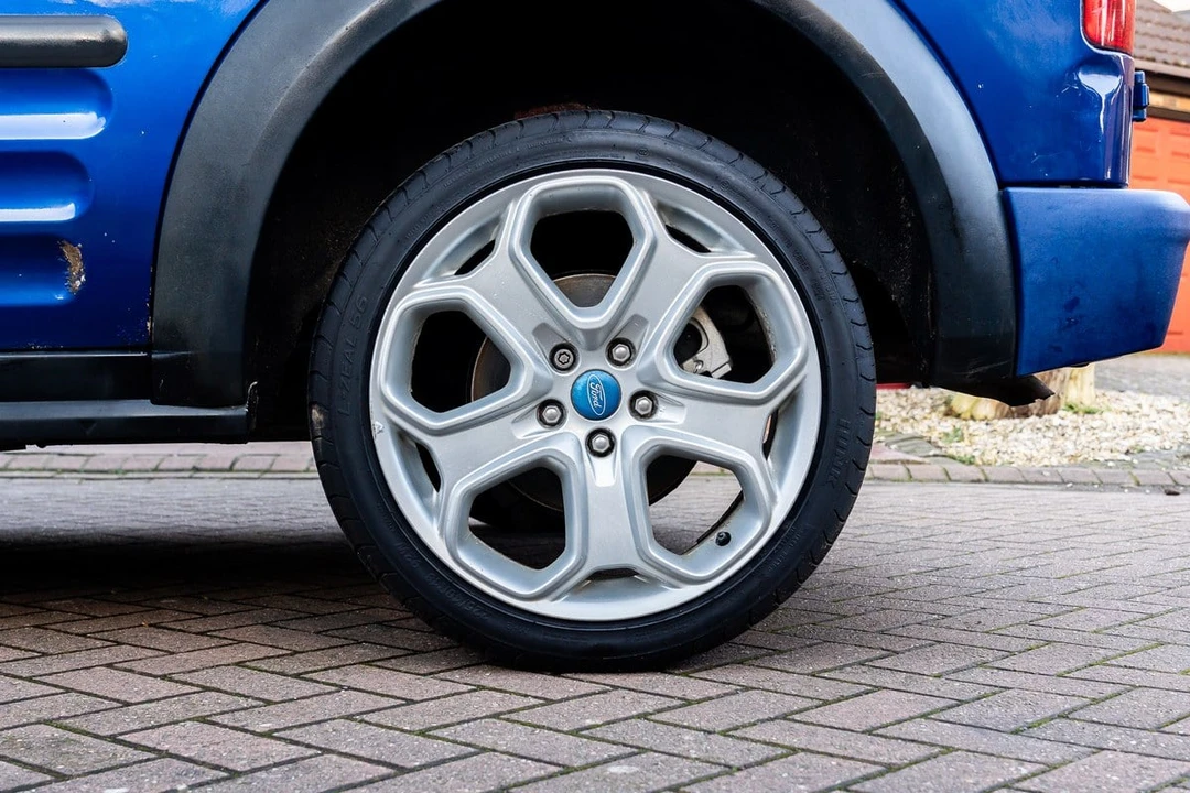 2009 Ford Transit Connect - Image 15 of 30