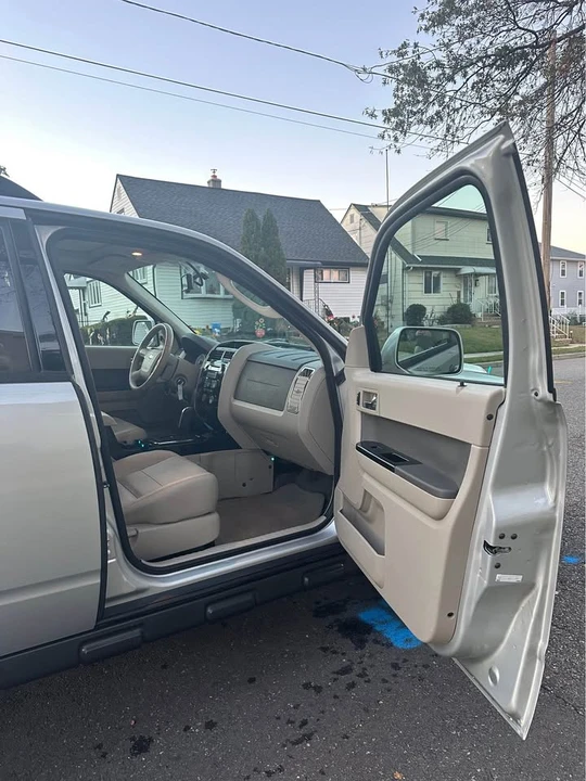 2009 Ford Escape - Image 12 of 12