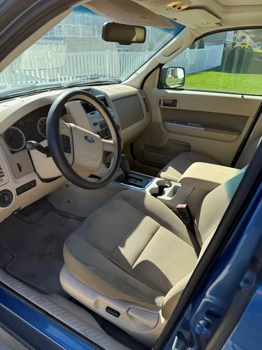 2009 Ford Escape - Image 9 of 10