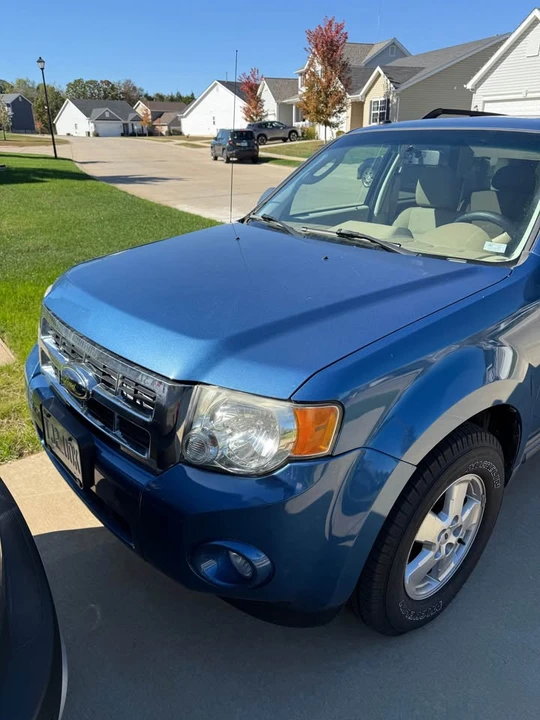 2009 Ford Escape - Image 4 of 10