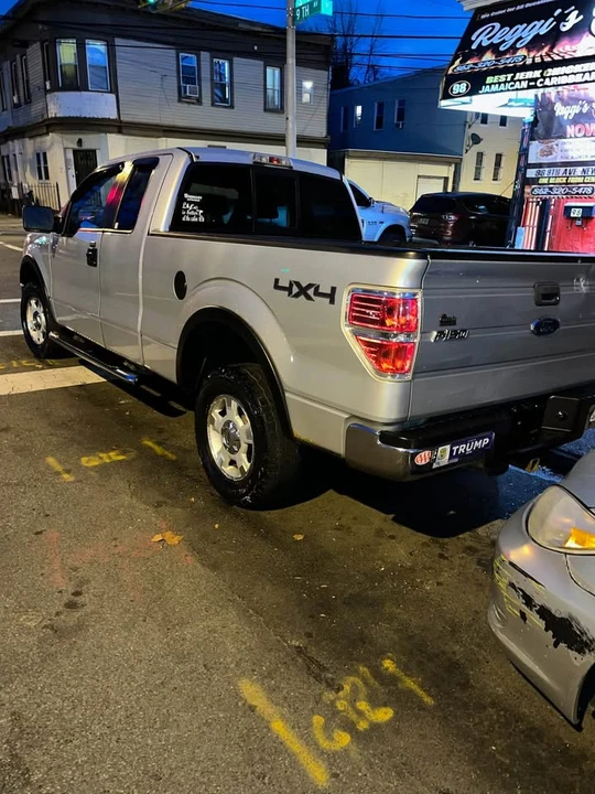 2009 Ford F-150 12th Gen - Image 2 of 10