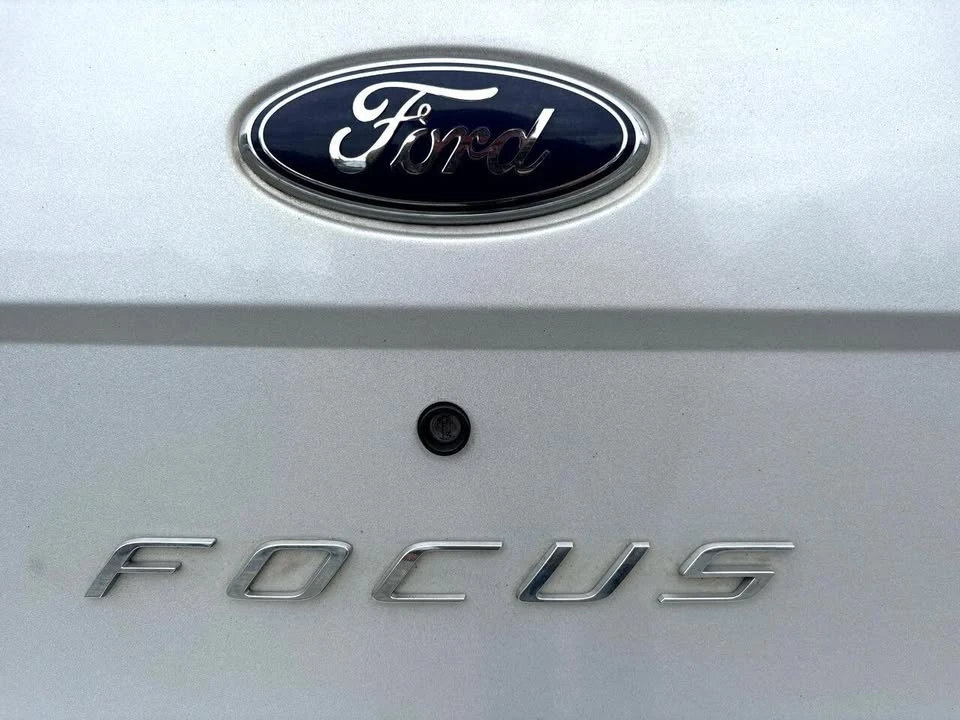 2009 Ford Focus 2nd Gen - Image 12 of 19