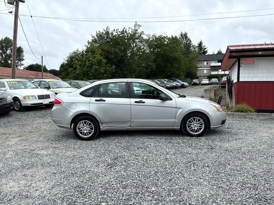 2009 Ford Focus 2nd Gen - Image 2 of 19