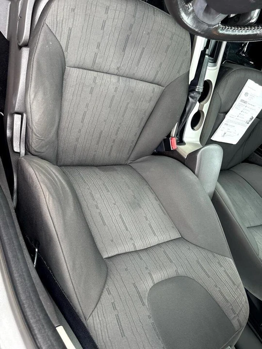 2009 Ford Focus 2nd Gen - Image 19 of 19