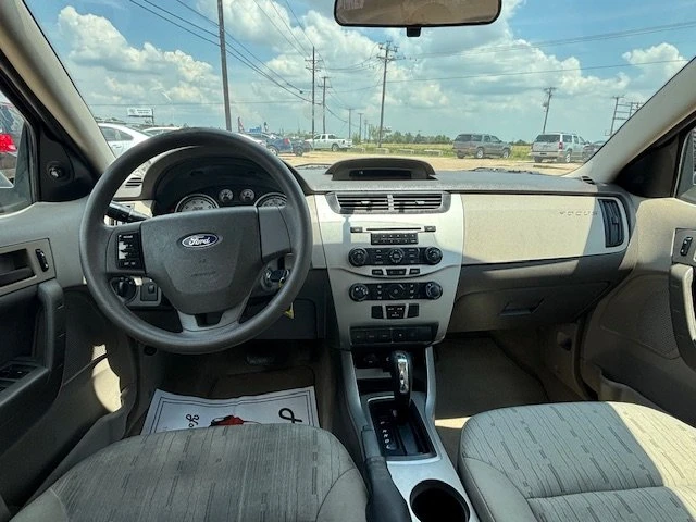 2009 Ford Focus 2nd Gen - Image 10 of 16