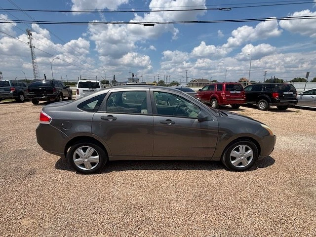 2009 Ford Focus 2nd Gen - Image 3 of 16