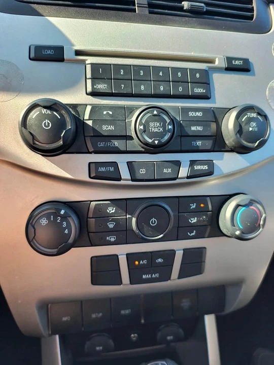 2009 Ford Focus 2nd Gen - Image 4 of 11