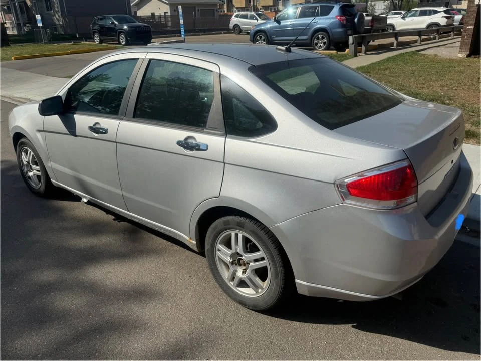 2009 Ford Focus 2nd Gen - Image 3 of 10