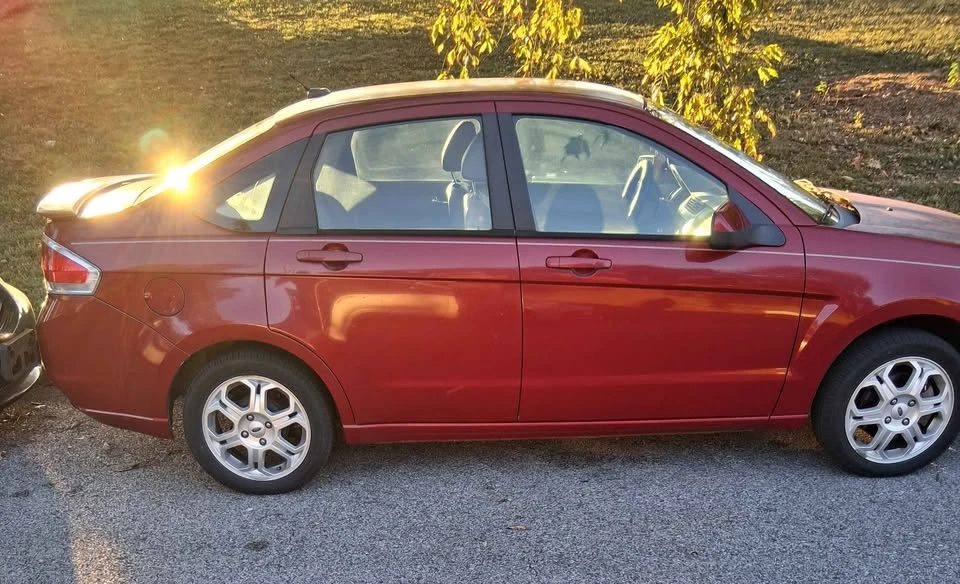 2009 Ford Focus 2nd Gen - Image 5 of 9