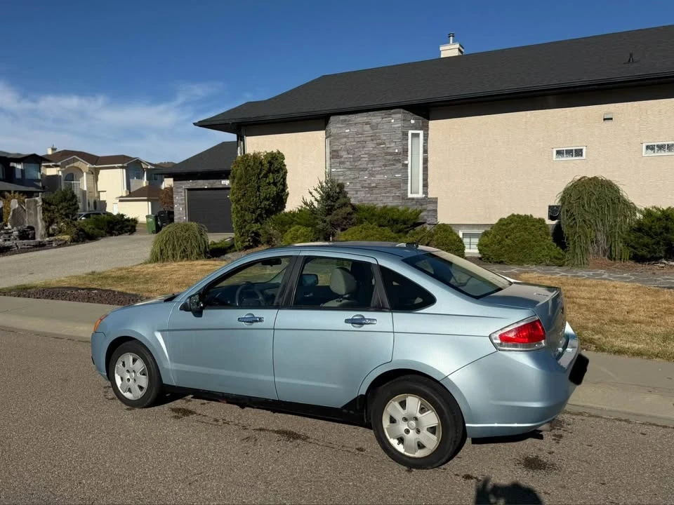 2009 Ford Focus 2nd Gen - Image 2 of 8