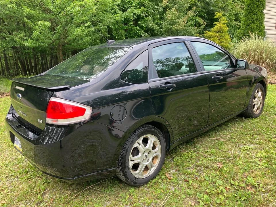 2009 Ford Focus 2nd Gen - Image 8 of 11