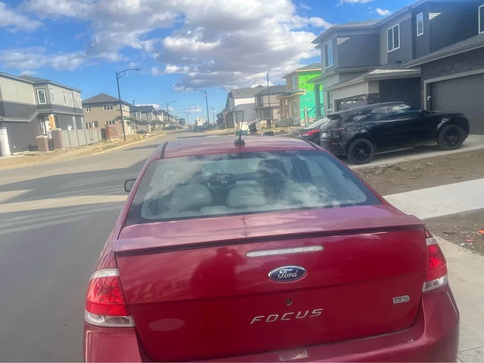 2009 Ford Focus 2nd Gen - Image 3 of 4