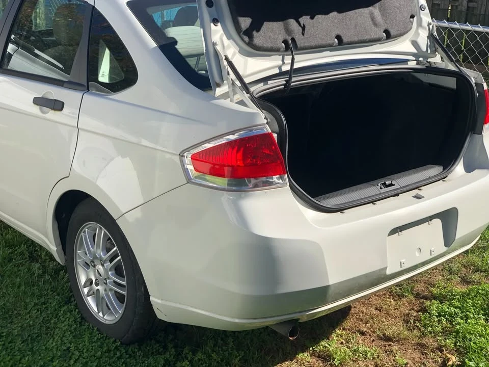 2009 Ford Focus 2nd Gen - Image 9 of 10