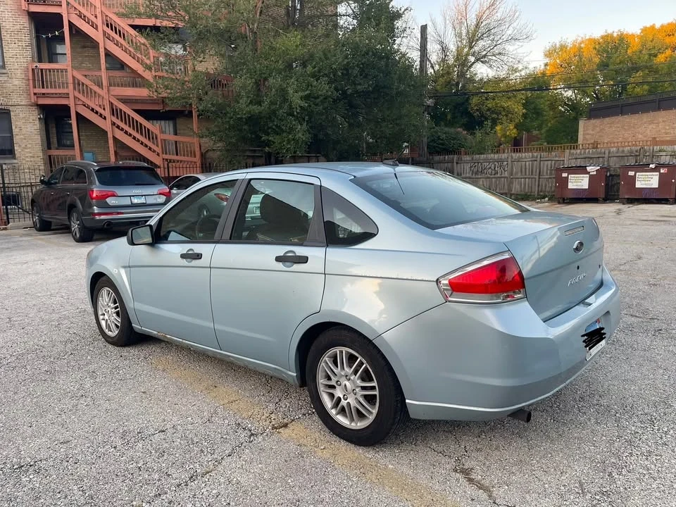 2009 Ford Focus 2nd Gen - Image 2 of 12