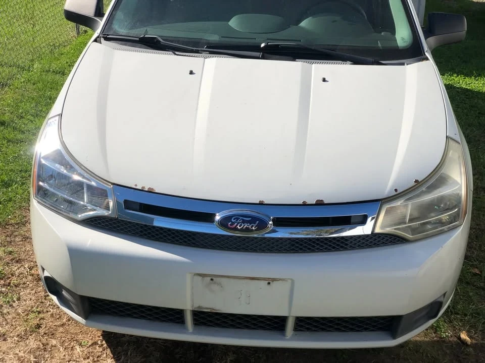 2009 Ford Focus 2nd Gen - Image 2 of 10