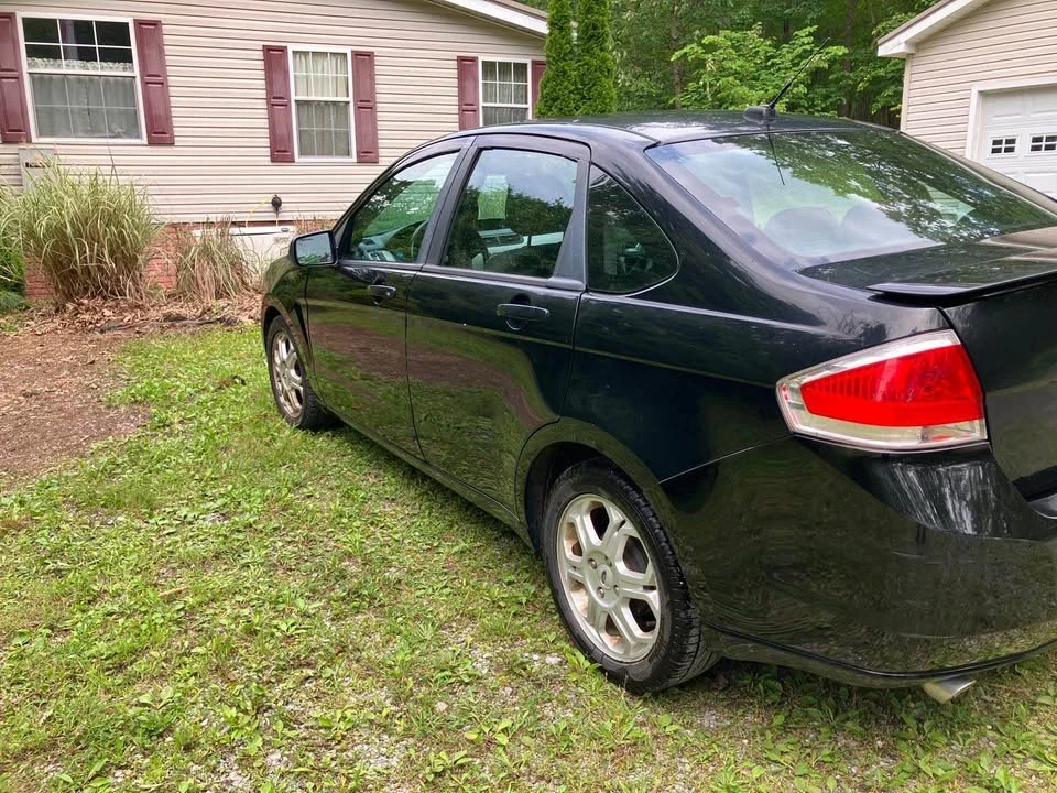 2009 Ford Focus 2nd Gen - Image 9 of 11