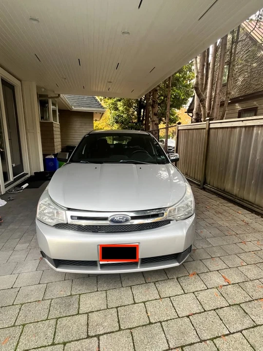 2009 Ford Focus 2nd Gen - Image 2 of 7