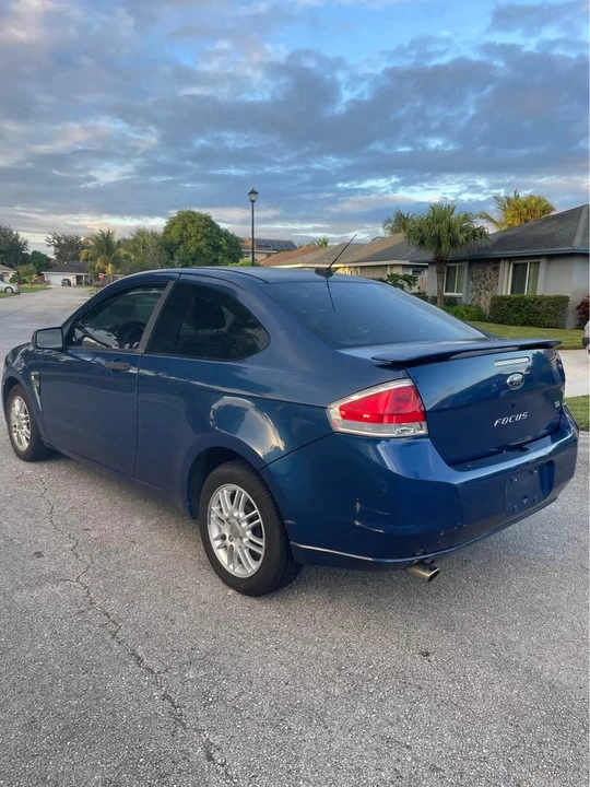2009 Ford Focus 2nd Gen - Image 3 of 14