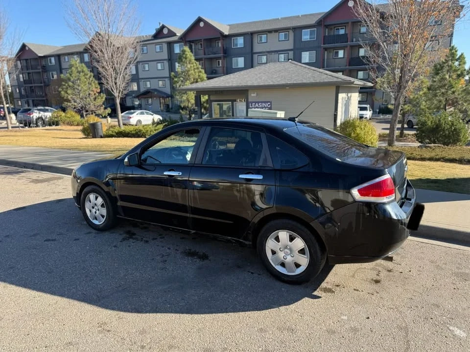 2009 Ford Focus 2nd Gen - Image 3 of 9