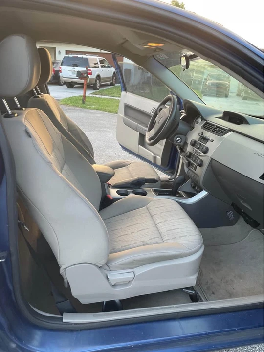 2009 Ford Focus 2nd Gen - Image 11 of 14