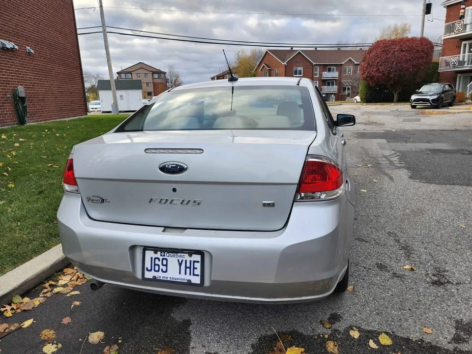 2009 Ford Focus 2nd Gen - Image 3 of 4