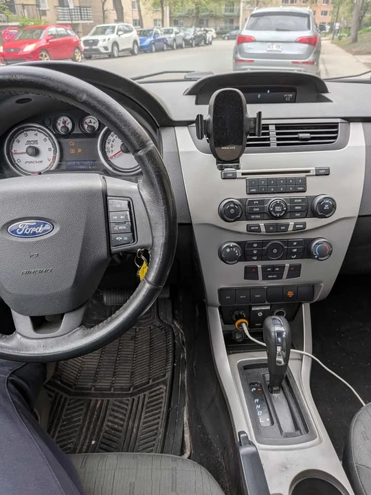 2009 Ford Focus 2nd Gen - Image 5 of 12