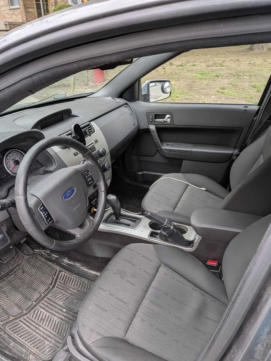 2009 Ford Focus 2nd Gen - Image 8 of 12