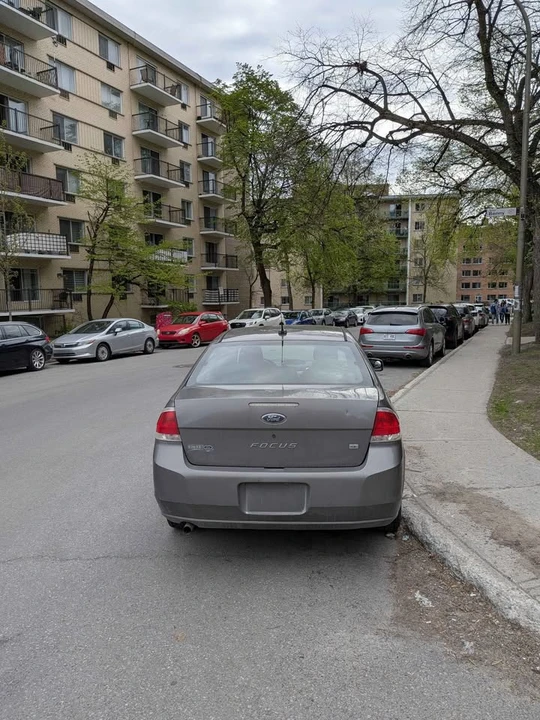 2009 Ford Focus 2nd Gen - Image 3 of 12