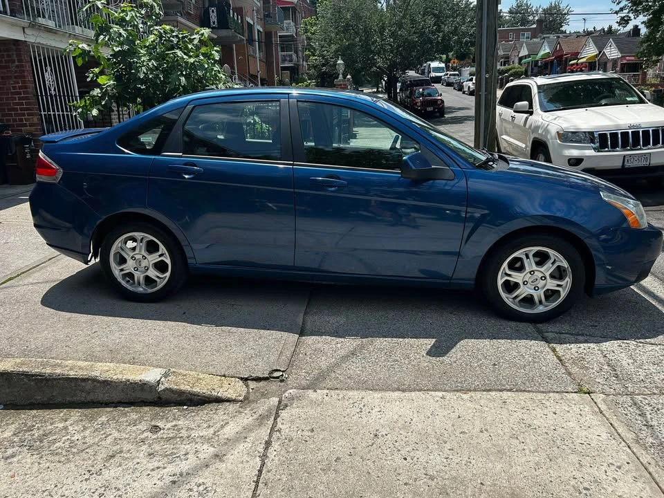 2009 Ford Focus 2nd Gen - Image 4 of 11