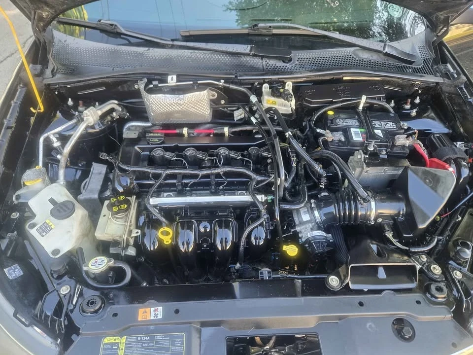 2009 Ford Focus 2nd Gen - Image 2 of 6