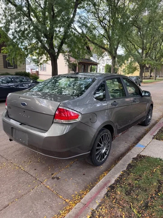 2009 Ford Focus 2nd Gen - Image 5 of 8
