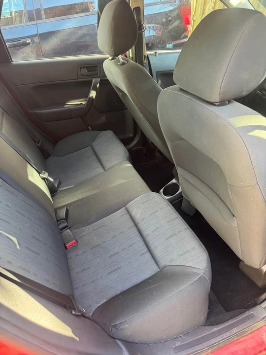 2009 Ford Focus 2nd Gen - Image 7 of 8