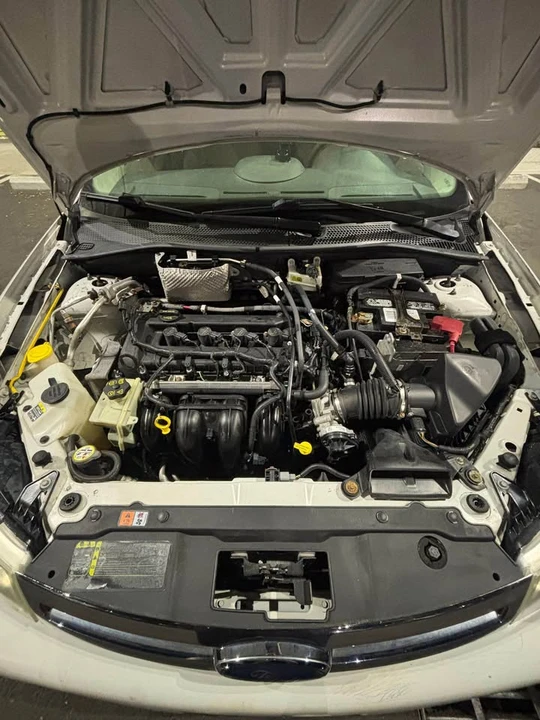 2009 Ford Focus 2nd Gen - Image 8 of 9