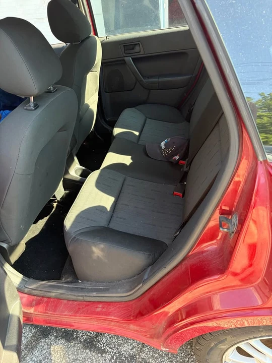 2009 Ford Focus 2nd Gen - Image 5 of 5