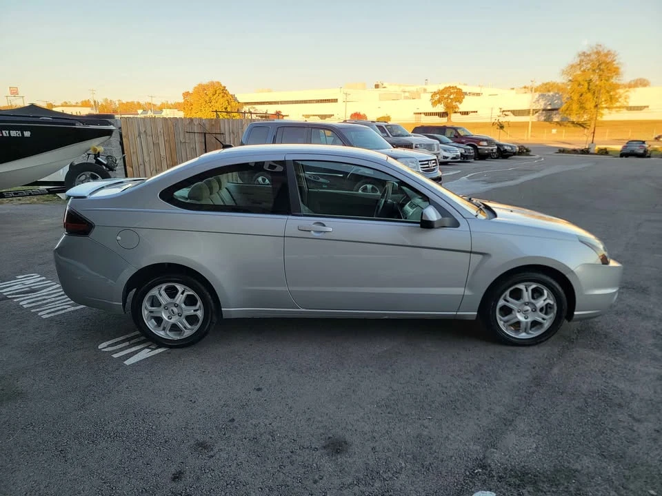 2009 Ford Focus 2nd Gen - Image 6 of 13
