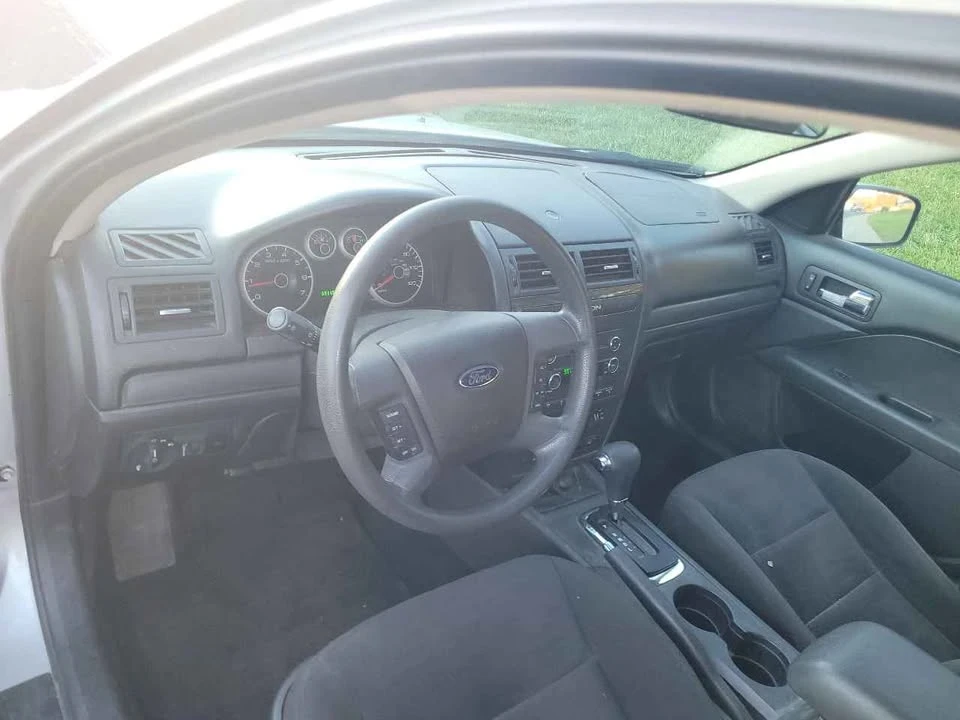 2009 Ford Focus 2nd Gen - Image 8 of 8