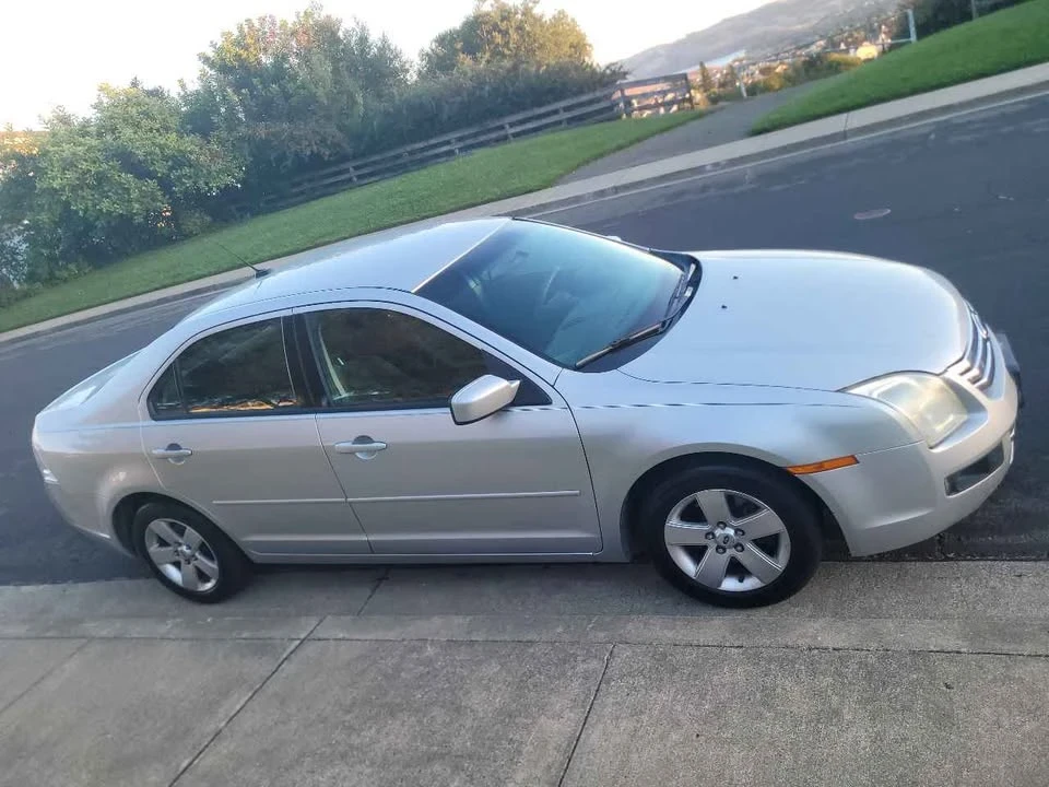2009 Ford Focus 2nd Gen - Image 5 of 8