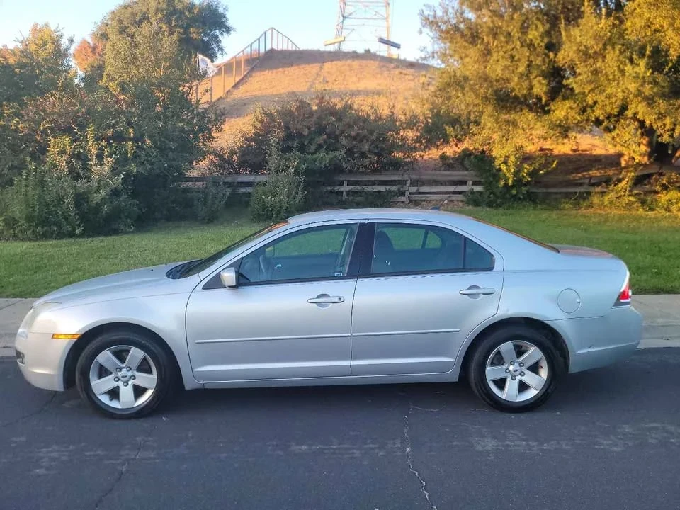 2009 Ford Focus 2nd Gen - Image 3 of 8